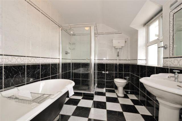 Claremount House B&B Голуэй Экстерьер фото